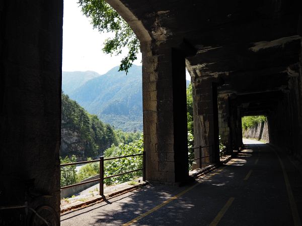 MTB Transalp Alpe Adria nach Villach, Tunnel