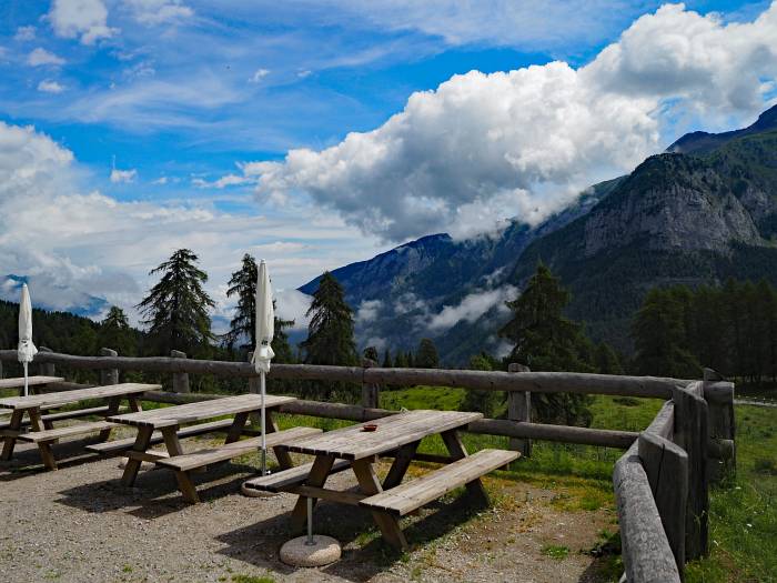 MTB Transalp vom Allgäu zum und um den Gardasee, Hütten Logenplatz kurz vor Madonna di Campiglio