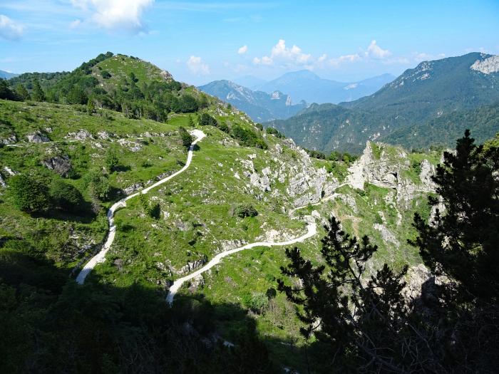 MTB 7-Seen-Cross / Transalp vom Unterallgäu zum Lago Maggiore und zum Gardasee, Abfahrt am Tremalzo